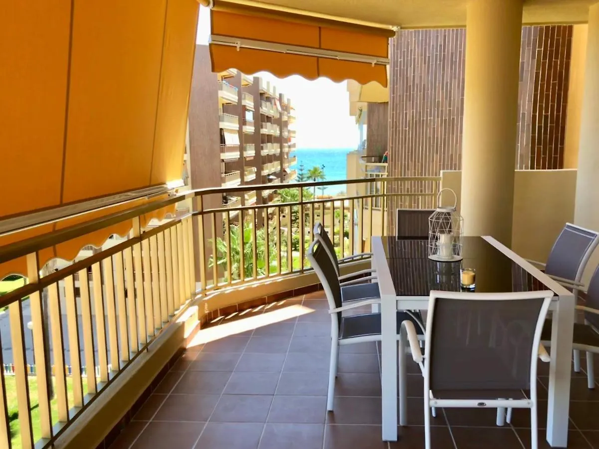 Apartamento Frente a la playa Fuengirola Doña Sofia E España