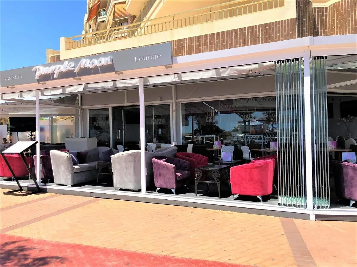 Apartamento Frente a la playa Fuengirola Doña Sofia E